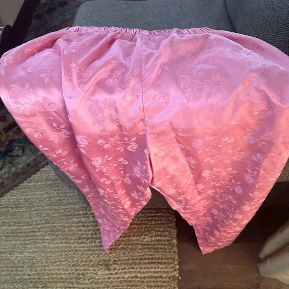 Mary Engelbreit Pink Pajama set with Green Trim - Picture 4 of 4